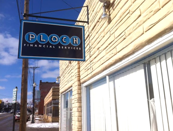 New signs sprout in downtown Maplewood
