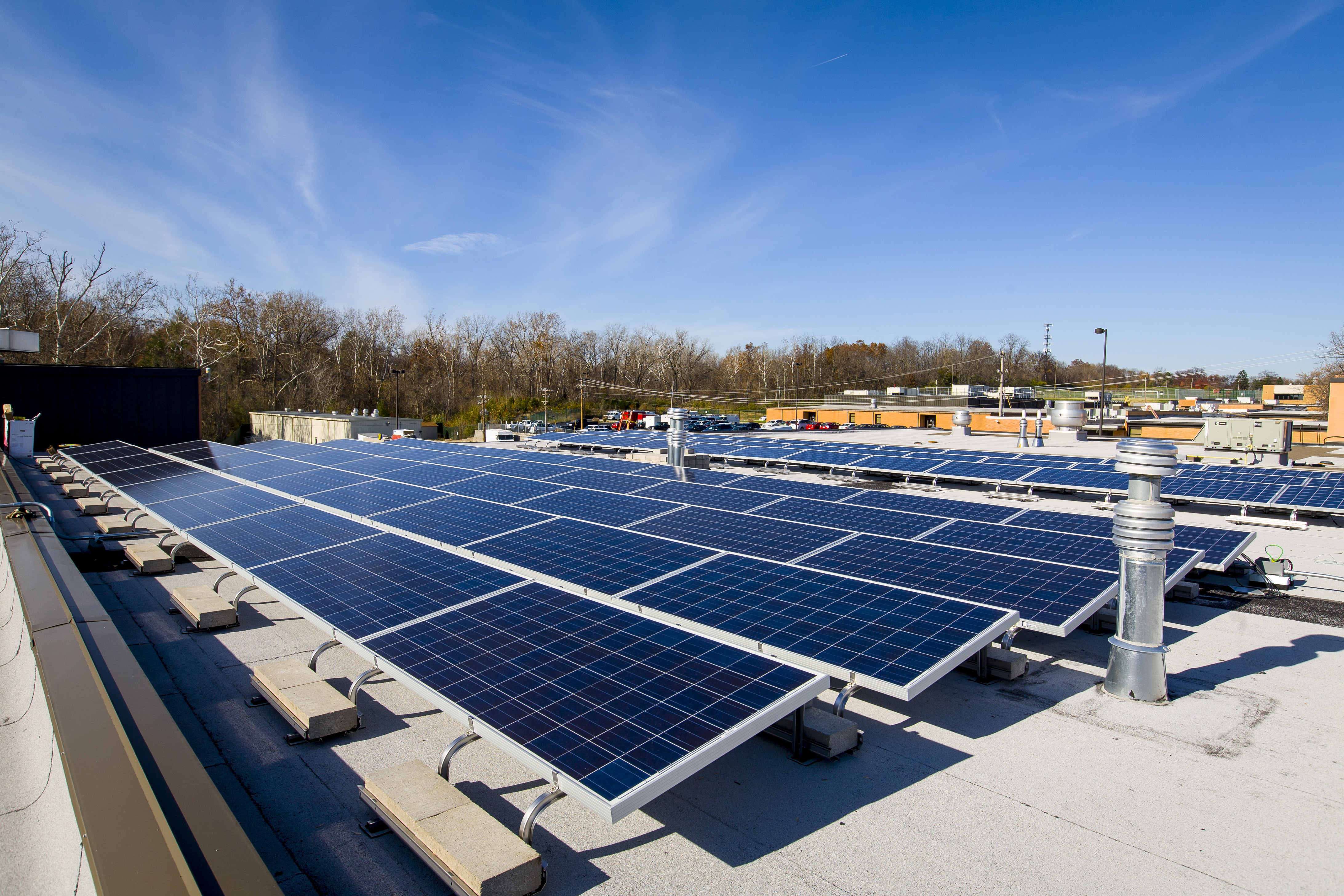 Brentwood, MRH school districts to install solar panels; will supply power, be educational