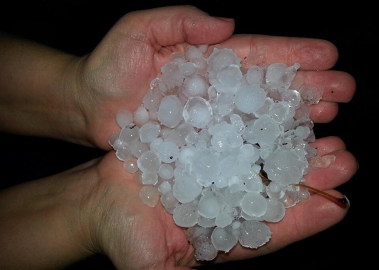 Handfuls of hail, but no serious damage reported in Brentwood, Maplewood