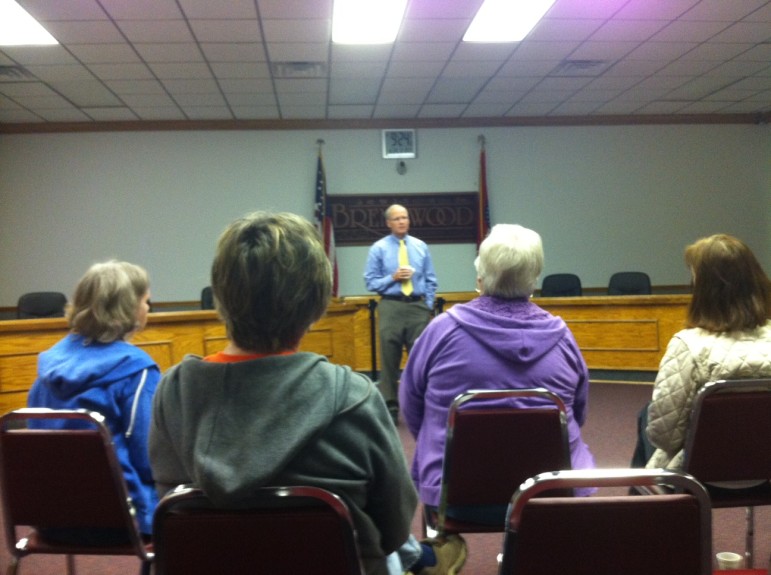 Brentwood Mayor Pat Kelly talks to residents at his monthly coffee on Friday.
