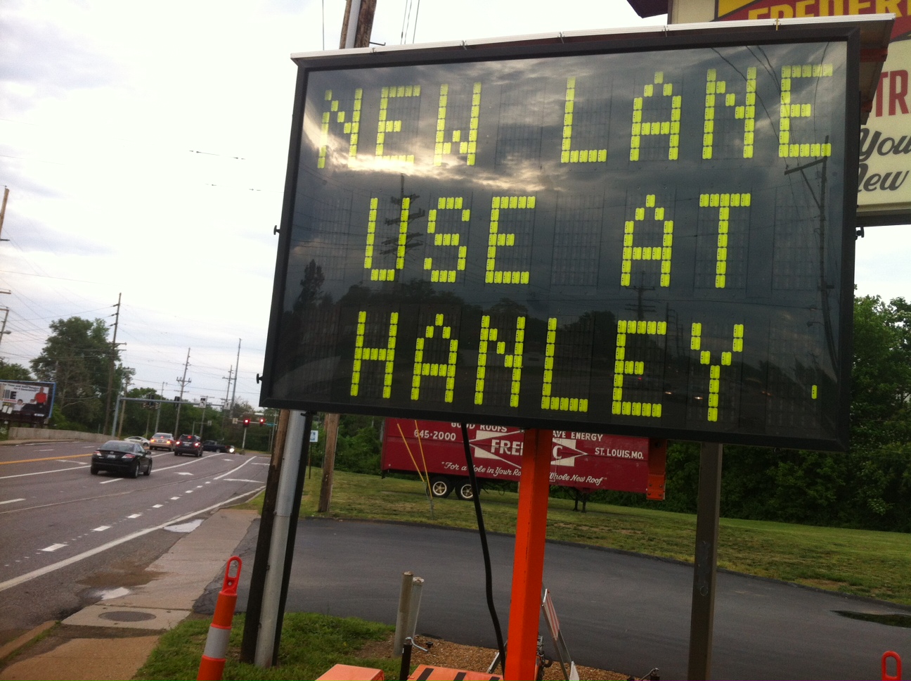 New lanes marked on Manchester Road