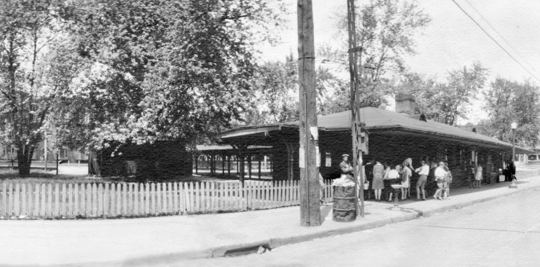 The second section shows the Maplewood Loop Depot exactly (near as I can tell) on the spot occupied today by our beloved streetcar shelter recently the source of much discussion.