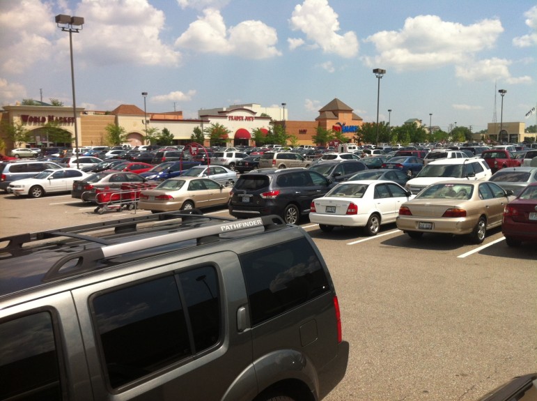 The Brentwood Promenade lot on a Tuesday afternoon.