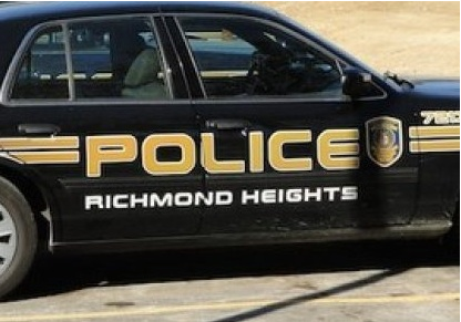 Richmond Heights residents concerned with crime, meet with police