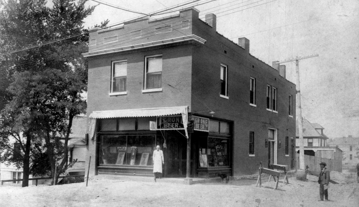 Wolf's Bar once belonged to an ancestor of our councilman, Fred Wolf. Courtesy of Maplewood Public Library.