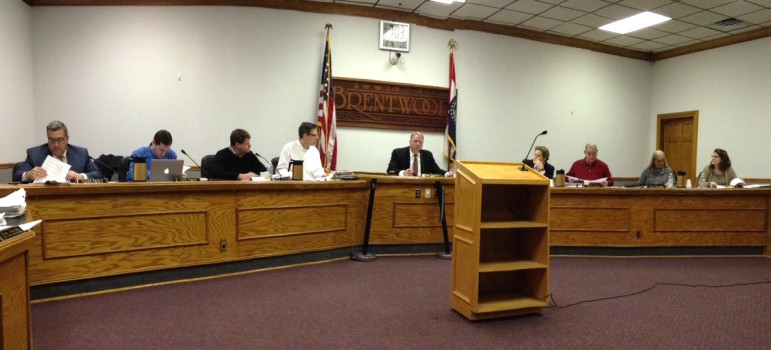 The Brentwood Board of Aldermen passed the 2016 budget on Tuesday.