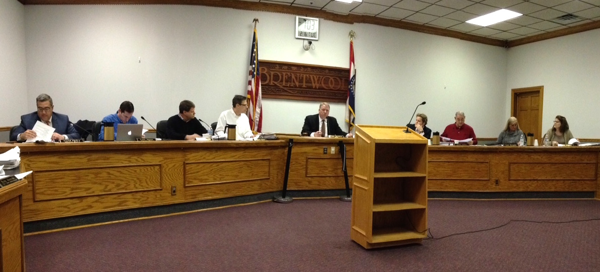Brentwood passes 2016 budget — to applause