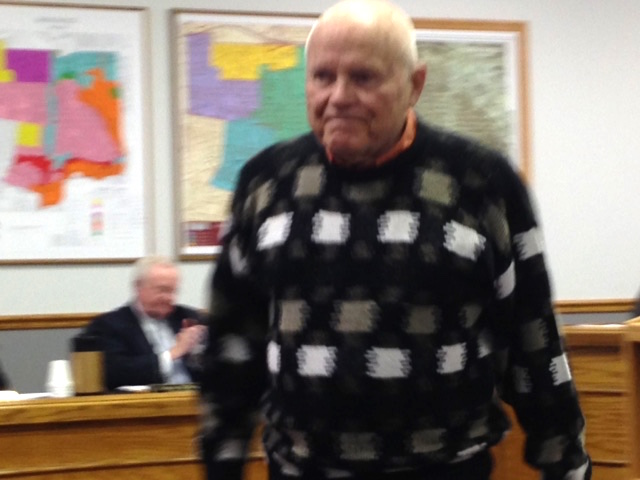 Lee Wynn at the board of aldermen meeting Monday