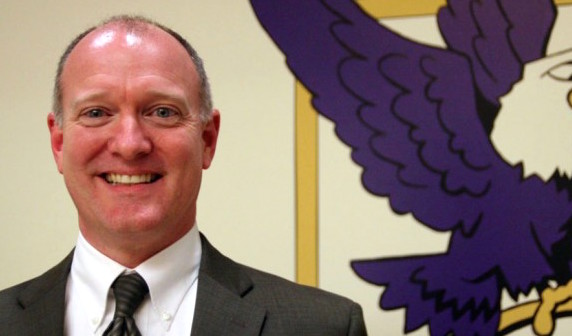 Brentwood school superintendent to retire
