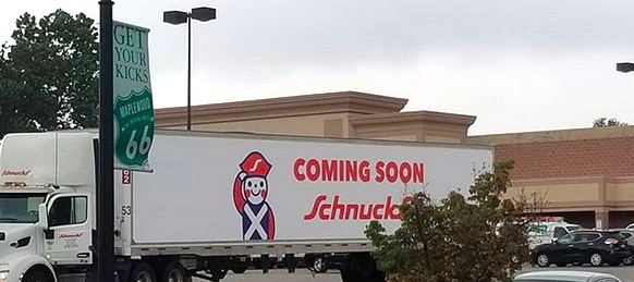Schnucks truck arrives: it’s official